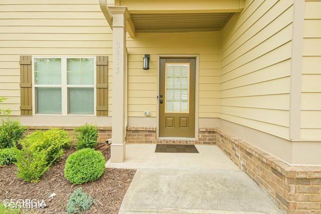 Building Photo - 4 br, 2 bath House - 3913 R Plymouth Rock ...