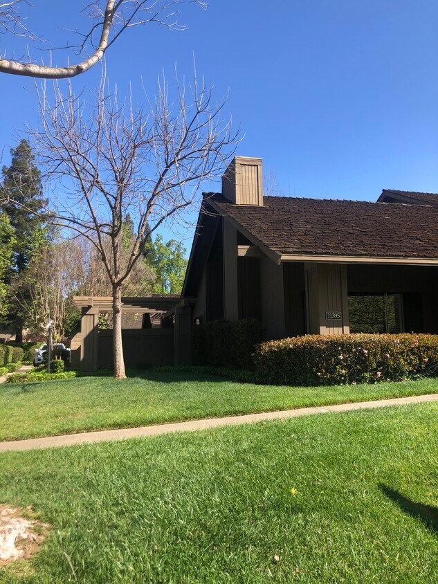 Primary Photo - 11395 Gold Country Blvd