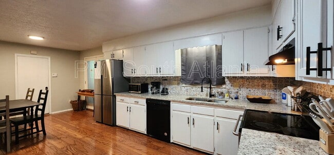 Foto del edificio - 150 Timberland Trail