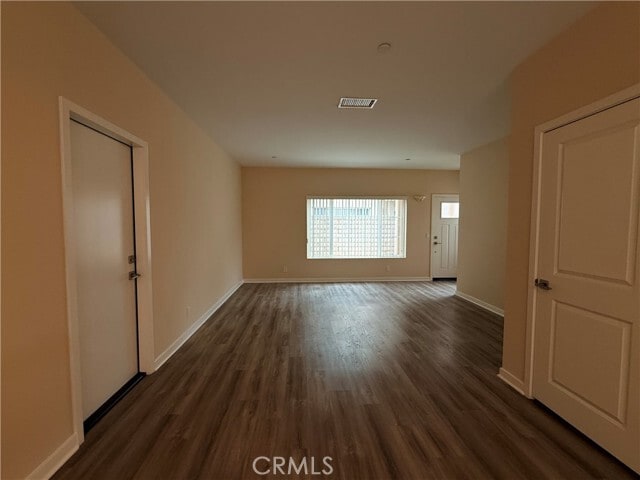 Building Photo - 242 S Redwood Ave