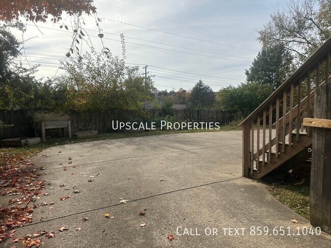 Building Photo - 3887 Sugar Creek Dr