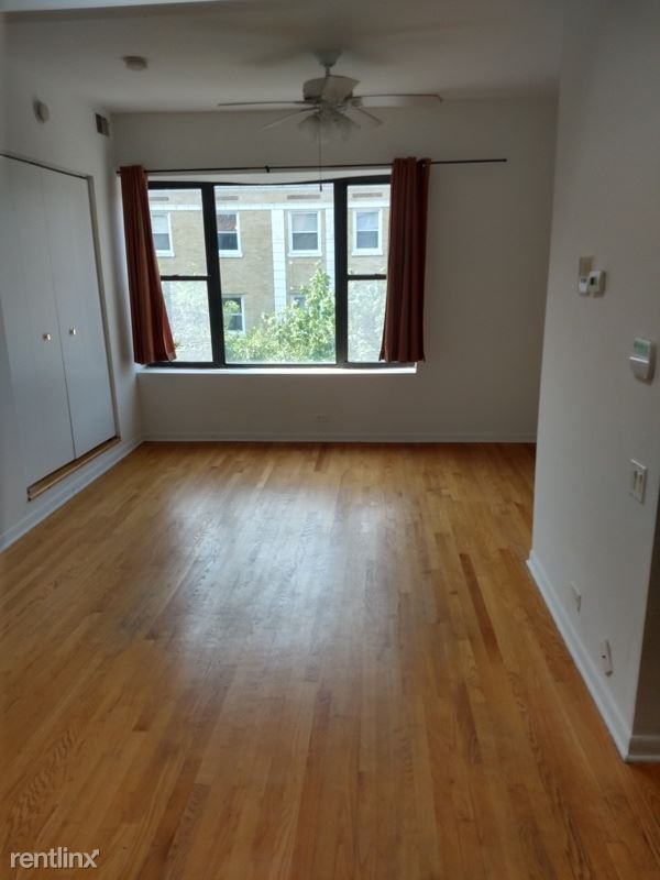 Foto del edificio - 1 br, 1 bath Apartment - 2522 N Southport Ave