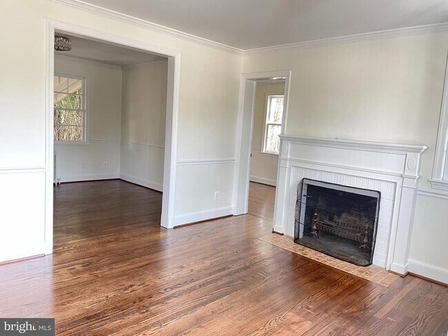 Foto del edificio - 5417 Hillery Way