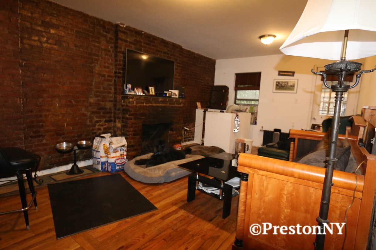 Foto principal - 35 W 16th St