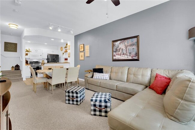 Building Photo - 2624 Lodi Cir