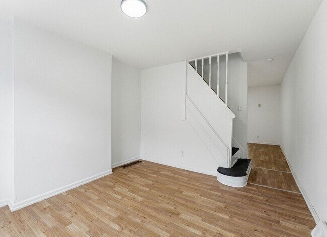 Foto del edificio - 2534 N Water St