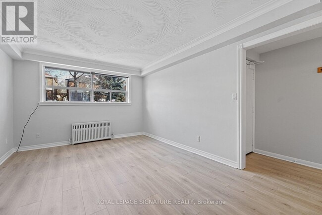 Building Photo - 44 Albert Ave