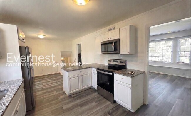 Foto del edificio - 7701 W 95th Terrace