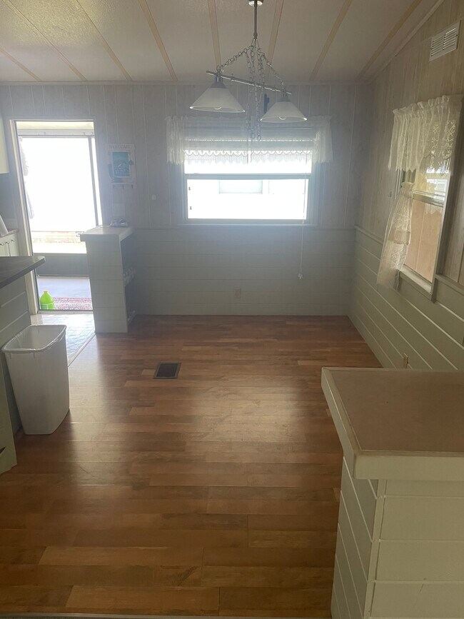 Foto del edificio - 5533 Williamsburg Ln