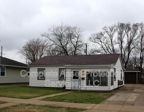Building Photo - 6726 Leland Ave