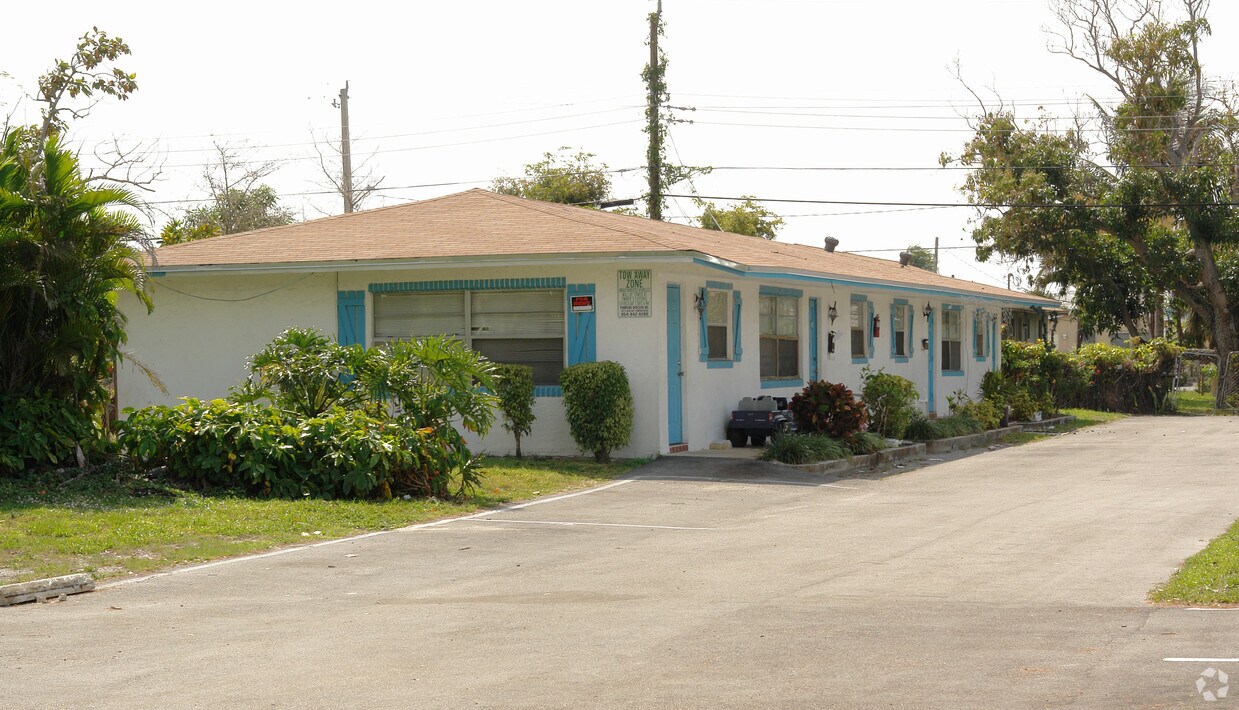 Foto del edificio - 108 NE 7th St