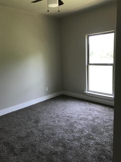 Foto del edificio - 460 Pecan Hollow St