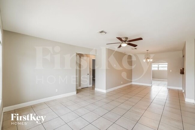 Foto del edificio - 7130 Tyler St