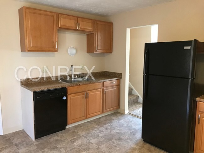 Building Photo - 2506 Peekskill Dr