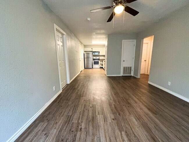 Foto del edificio - 1713 NW Irwin Ave