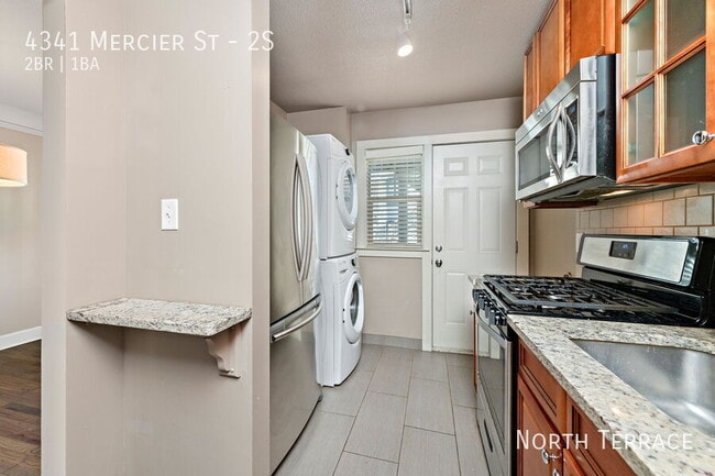 Building Photo - 4341 Mercier St