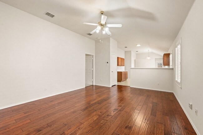 Foto del edificio - 12113 Thicket Bend Dr