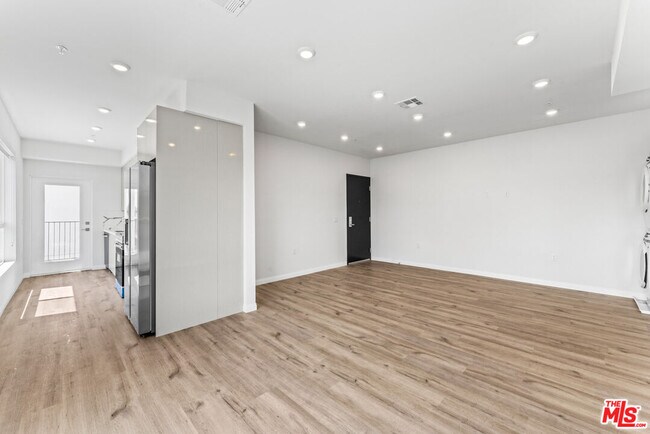 Foto del edificio - 3105 Bellevue Ave