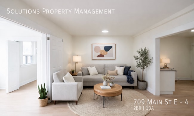 Building Photo - **Newly Renovated 2 Bedroom Unit**