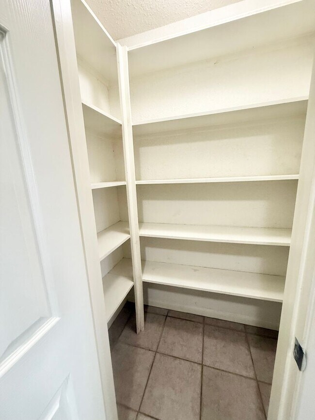 Foto del edificio - 801 B Hickory St