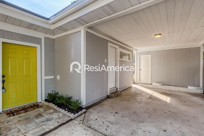 Building Photo - 3 br, 2 bath House - 5350 Oak Forest Drive