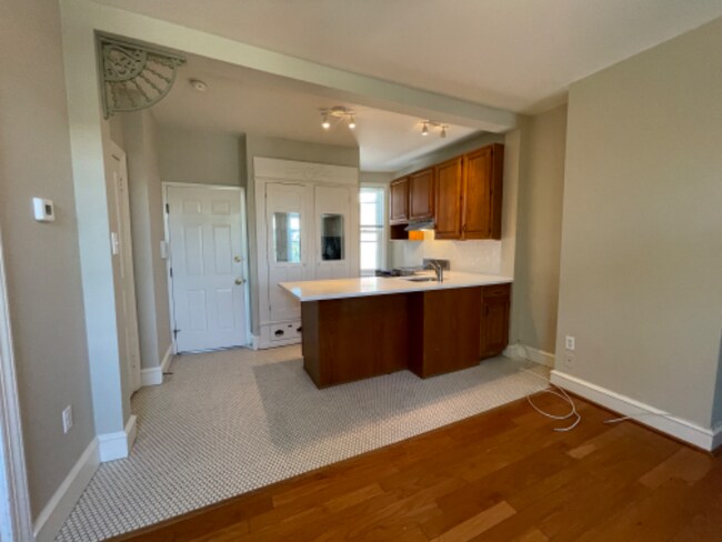 Foto del edificio - 7130 Germantown Ave