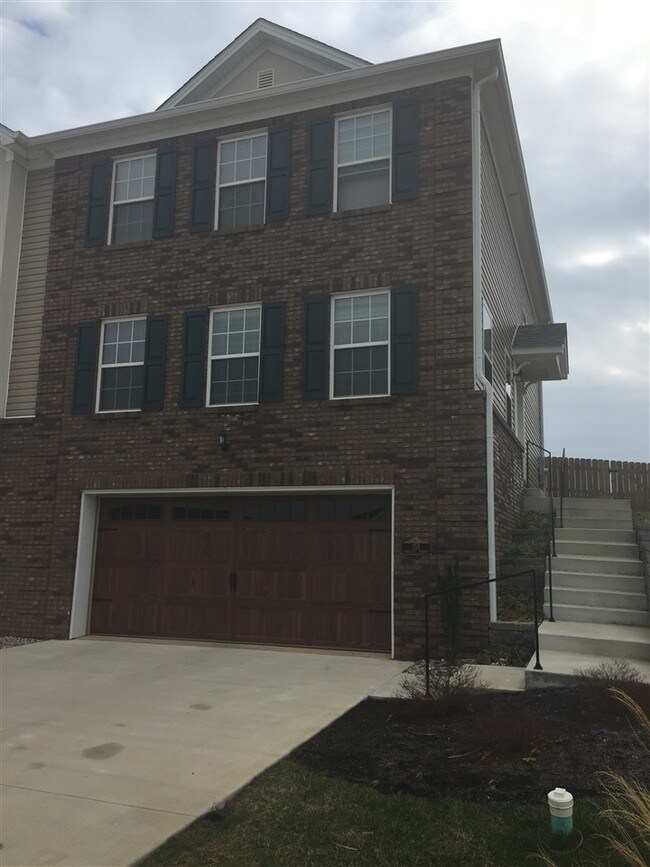 Foto del edificio - 158 Vineland Pkwy Dr