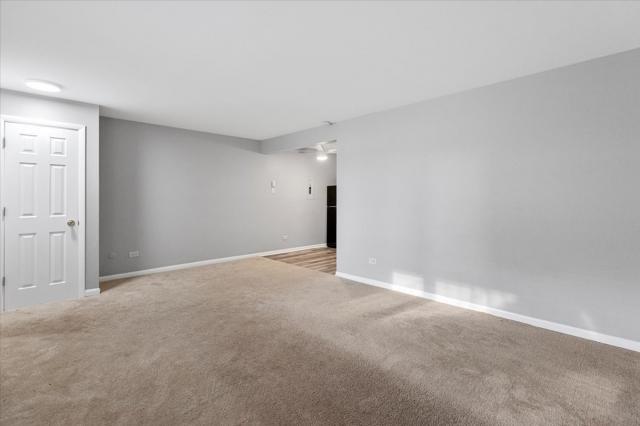 Foto del edificio - 1 bedroom in Chicago IL 60638