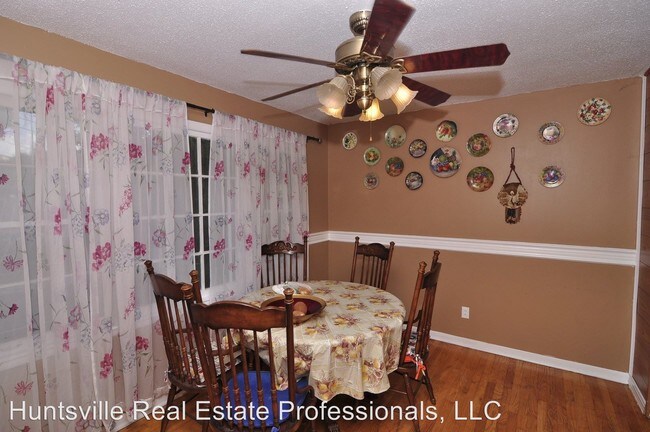 Foto del edificio - 4107 Northington Dr NW