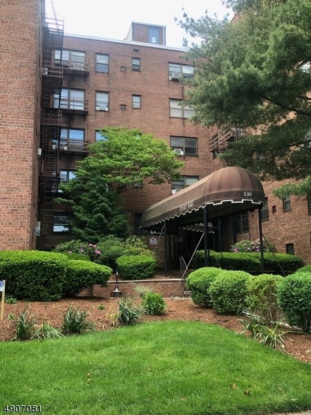 Foto principal - 130 Orient Way