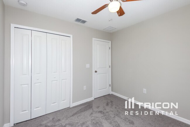 Foto del edificio - 12737 Lemon Pepper Dr