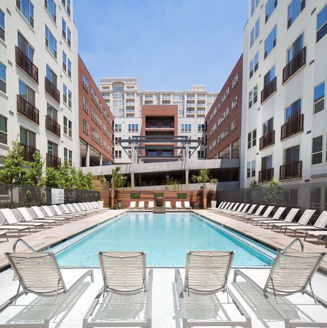 Gallery At Turtle Creek Apartments Dallas, TX