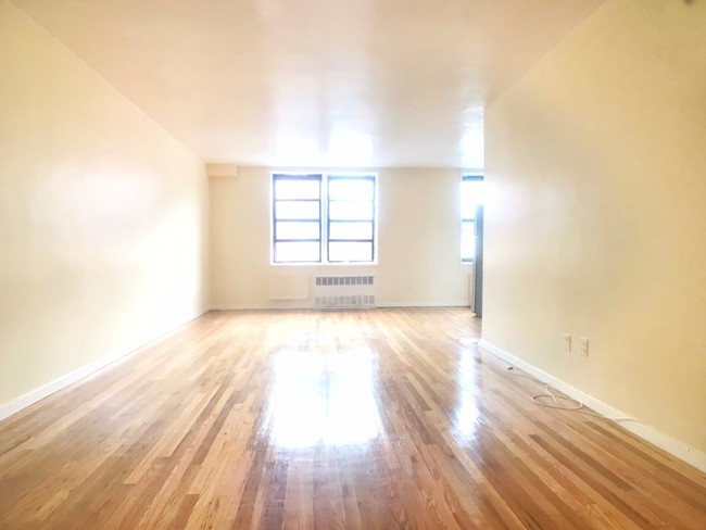 Building Photo - 288 West 238th Street