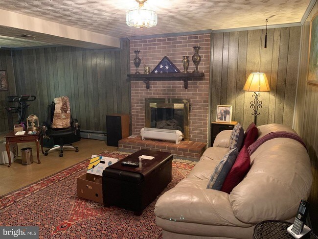 Foto del edificio - 13308 Kelsey Ct