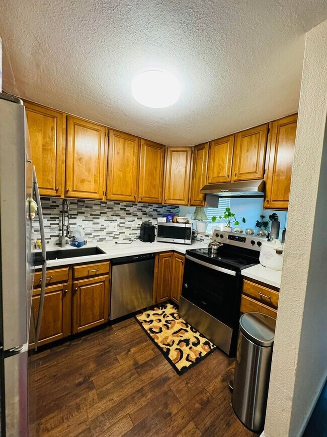 Foto del edificio - 116 Rainier Ln