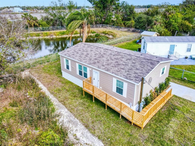 Building Photo - 6720 Villaview Dr