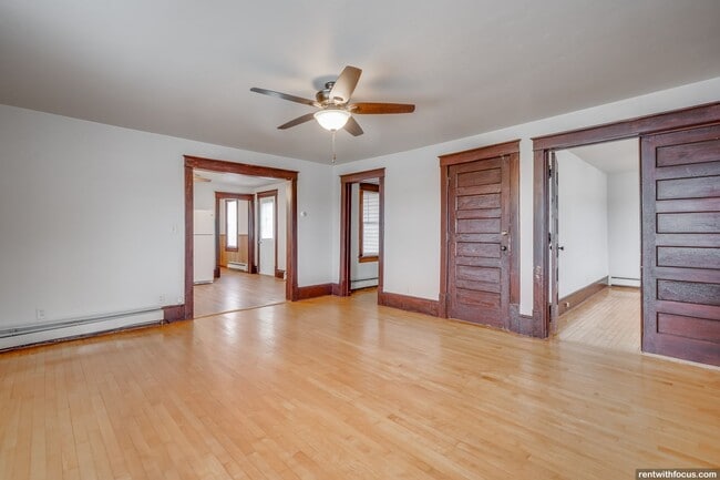 Foto del edificio - 211 Oak St