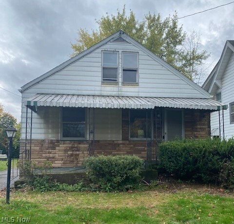 Primary Photo - 551 Detroit Ave