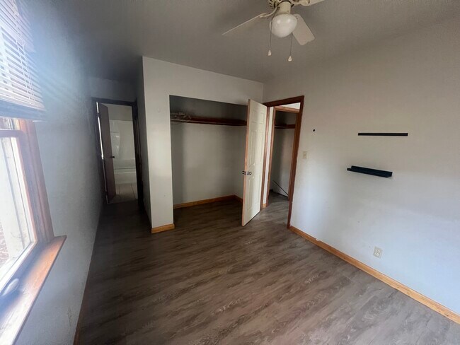 Foto del edificio - 119 Maholm St