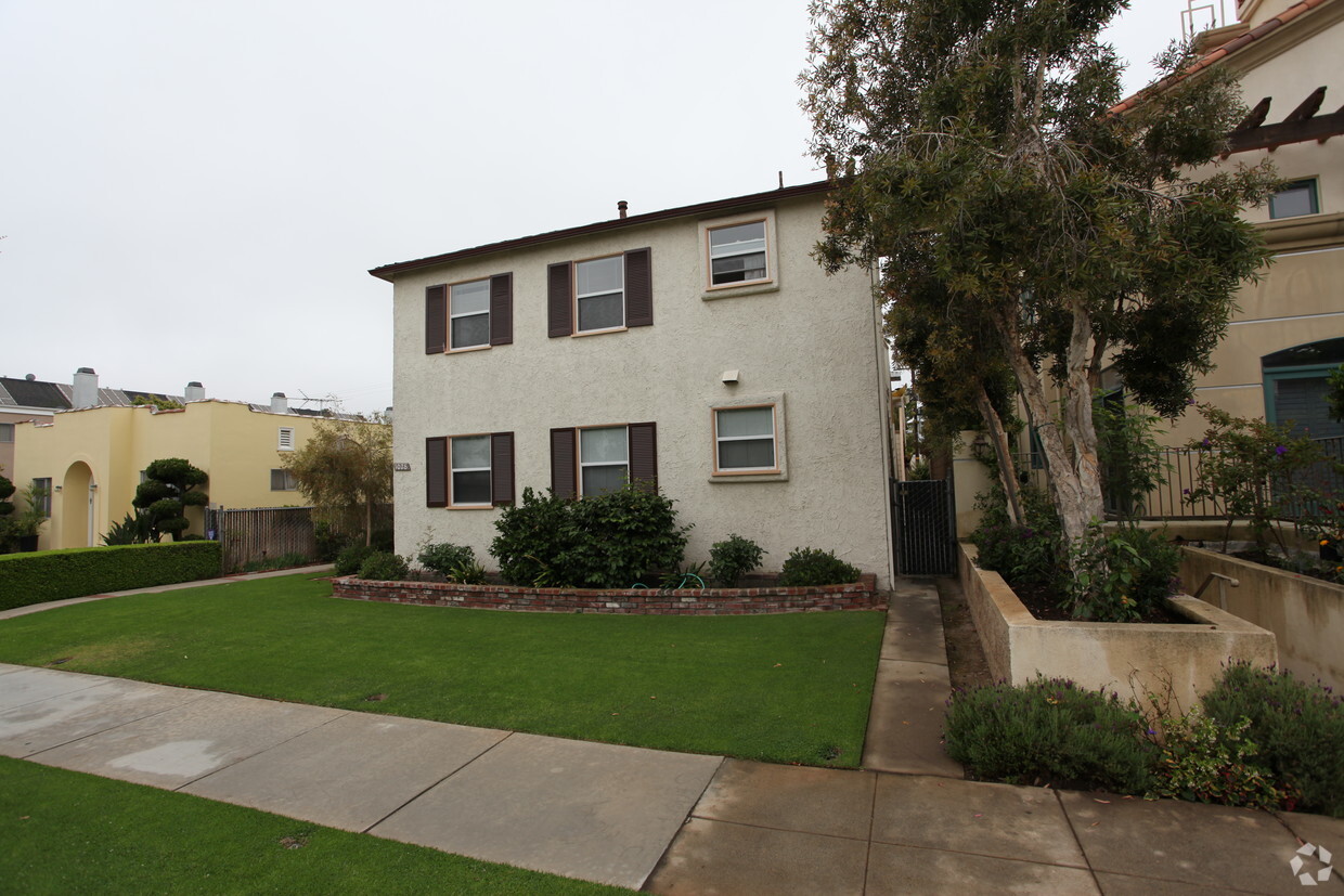 Primary Photo - 1028 10th St