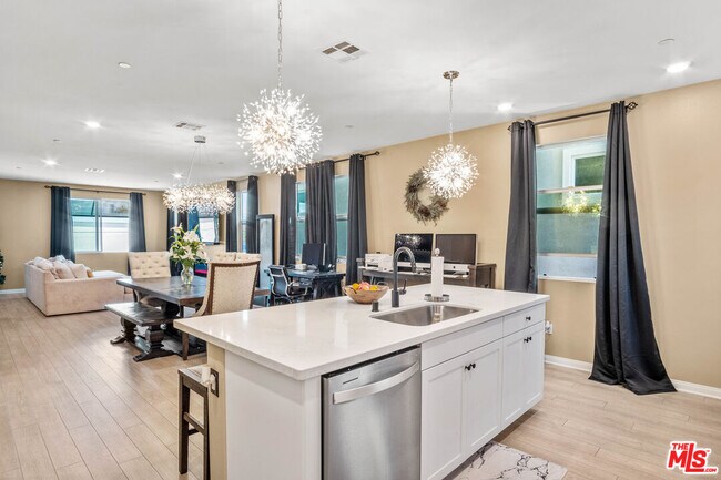 Foto del edificio - 720 Grace Ave