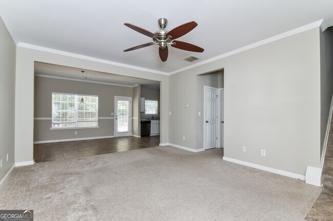 Building Photo - 4746 Autumn Rose Trail
