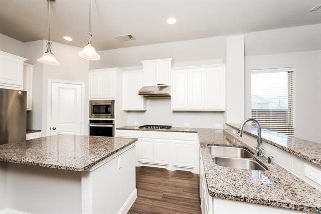 Building Photo - 3313 King Yon Wy