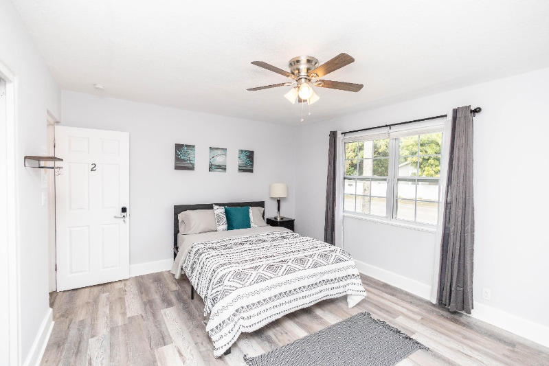 Photo - 1409 E Waters Ave (Tampa, FL)