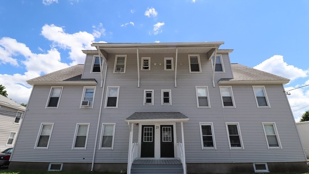 Primary Photo - 21 Cross St