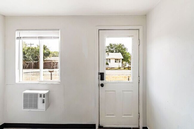 Foto del edificio - Newly Remodeled Downtown Studio!