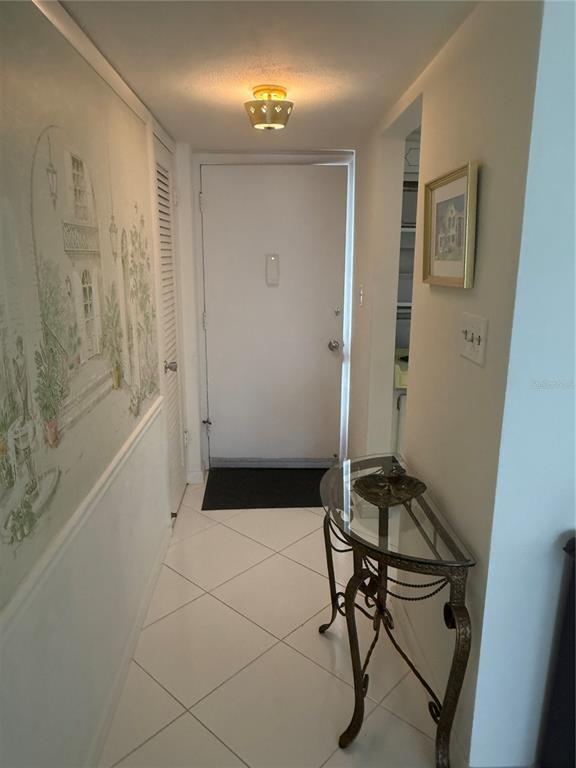 Foto del edificio - 775 John Ringling Blvd