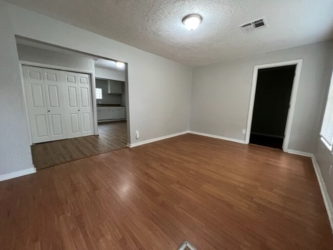 Building Photo - 1210 NW Baldwin- COMING SOON!
