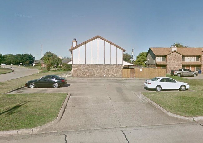 Foto del edificio - 801 Bluebonnet Dr