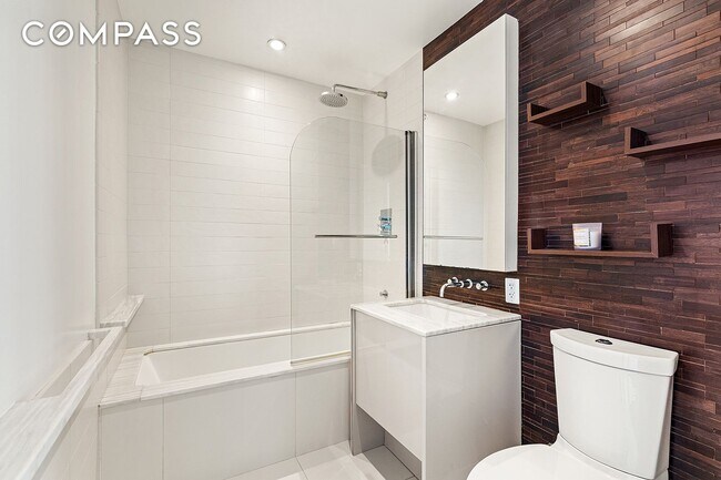 Foto del edificio - 2 N 5th St